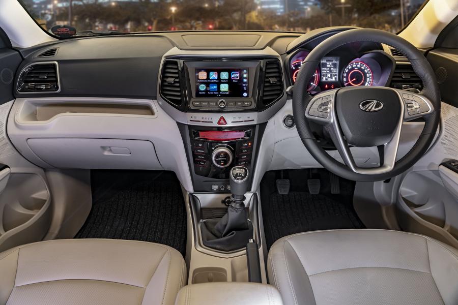 Торпедо Mahindra XUV300 2019 года  (ZA) (фото 30 из 40)